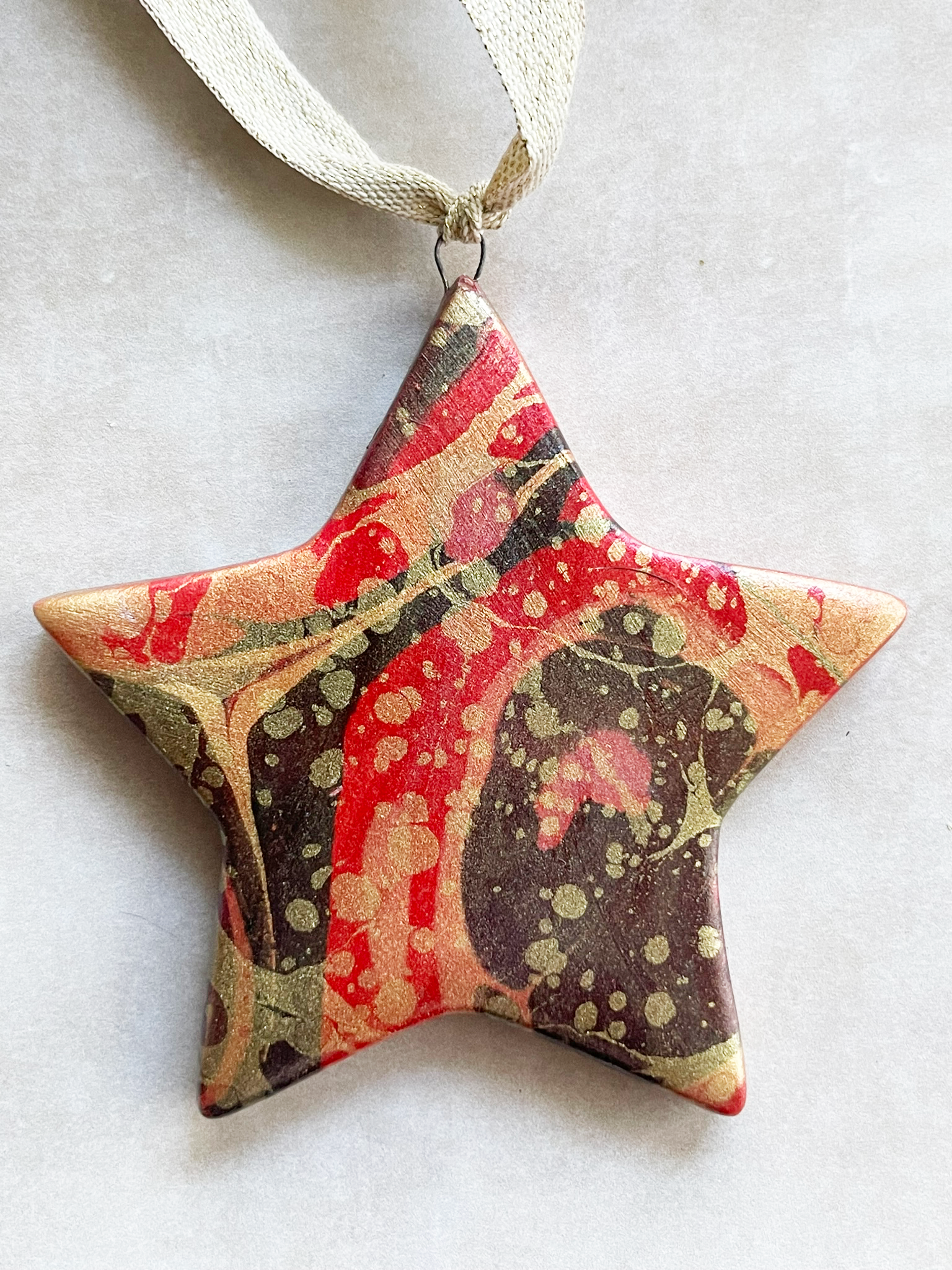 Ceramic Star (Red, Black, Gold)