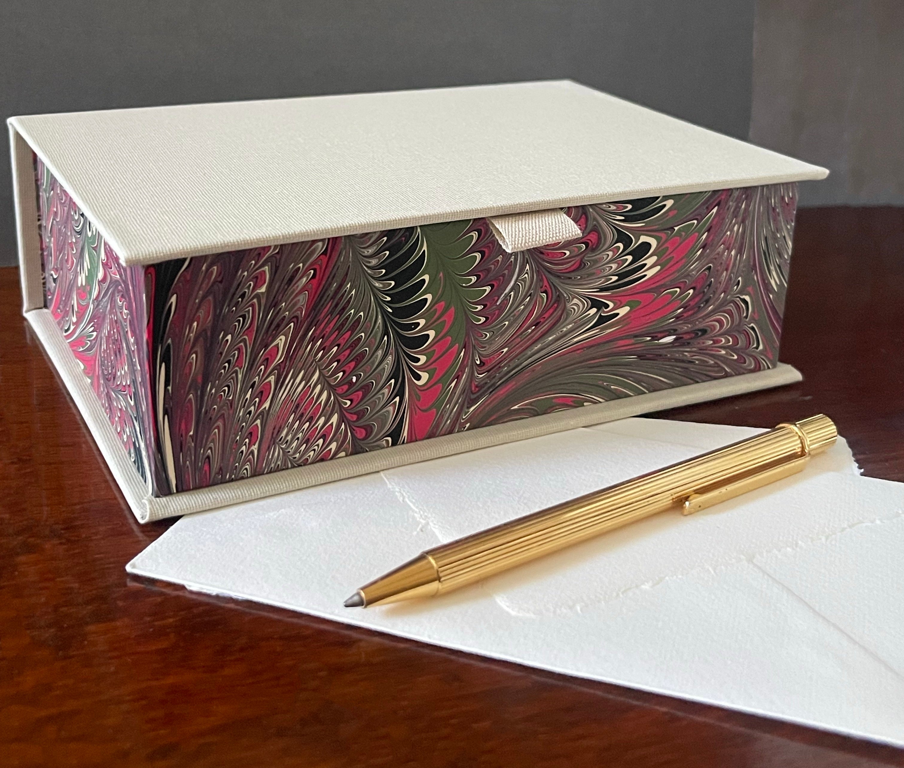 Holiday Keepsake Box