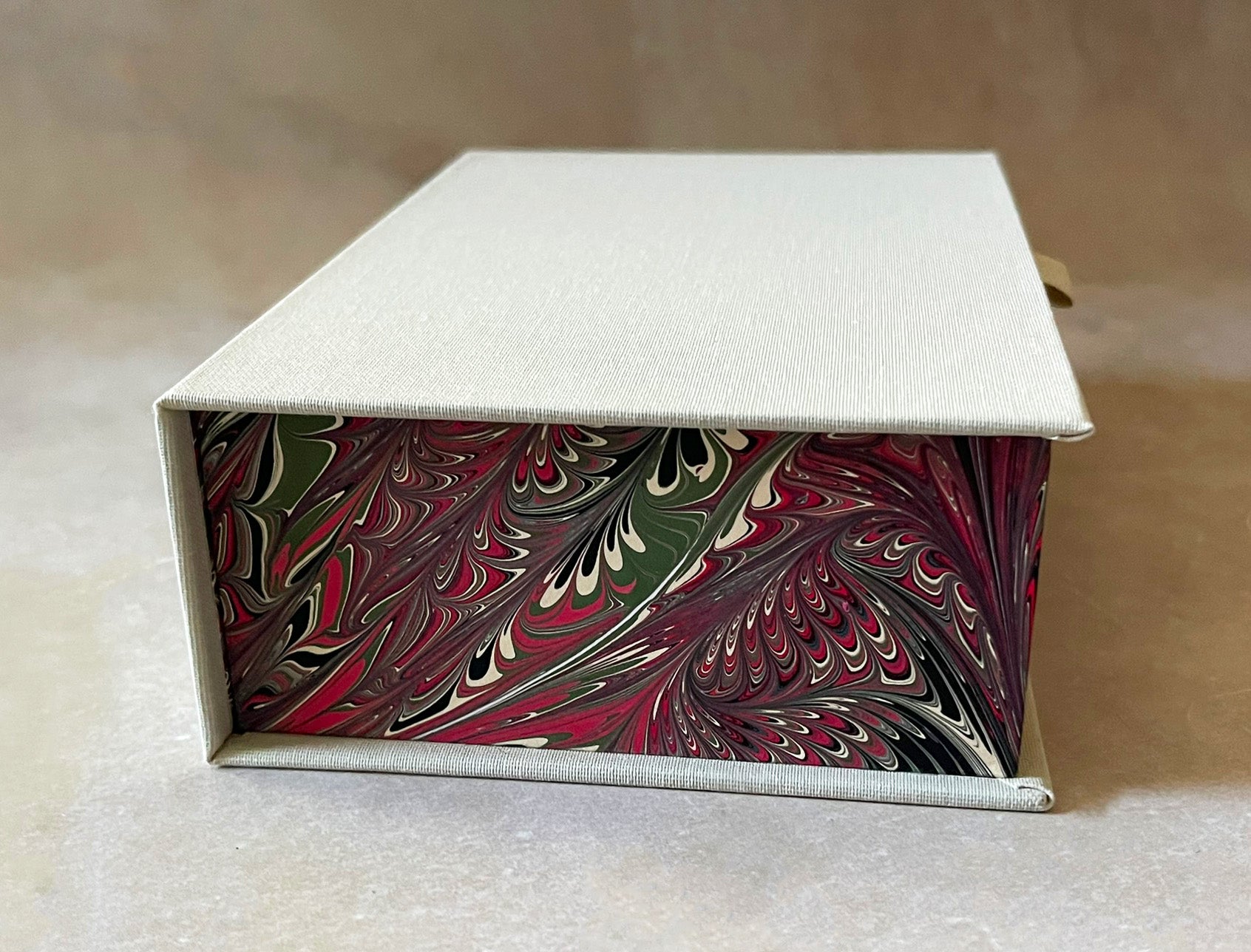 Holiday Keepsake Box